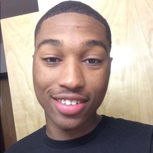 Meet your Posher, Malik